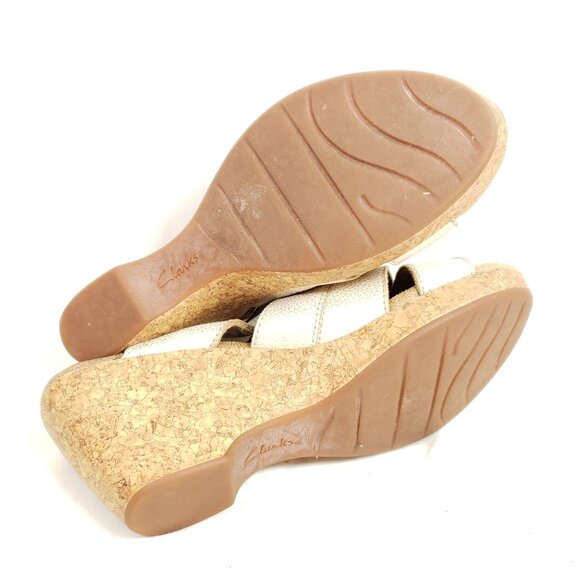 Clarks Wedge Slide Sandals Women's Size 10 Cream Leather - Picture 8 of 8